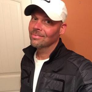 Meet your Posher, Troy